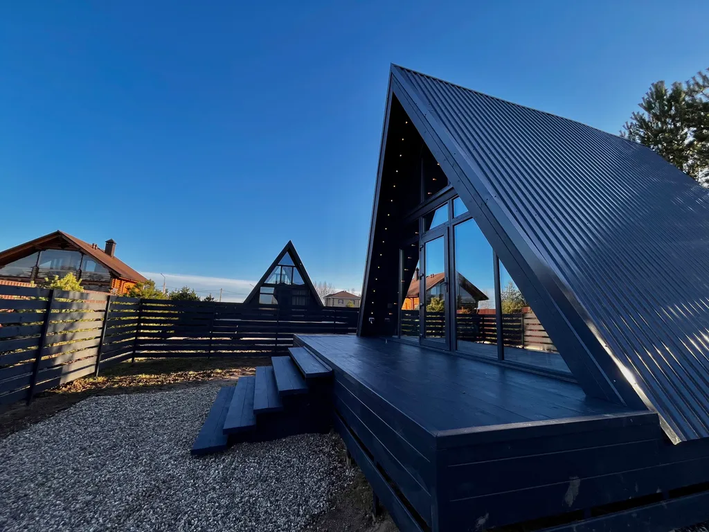 Домик у реки с банным чаном и сап-бордами