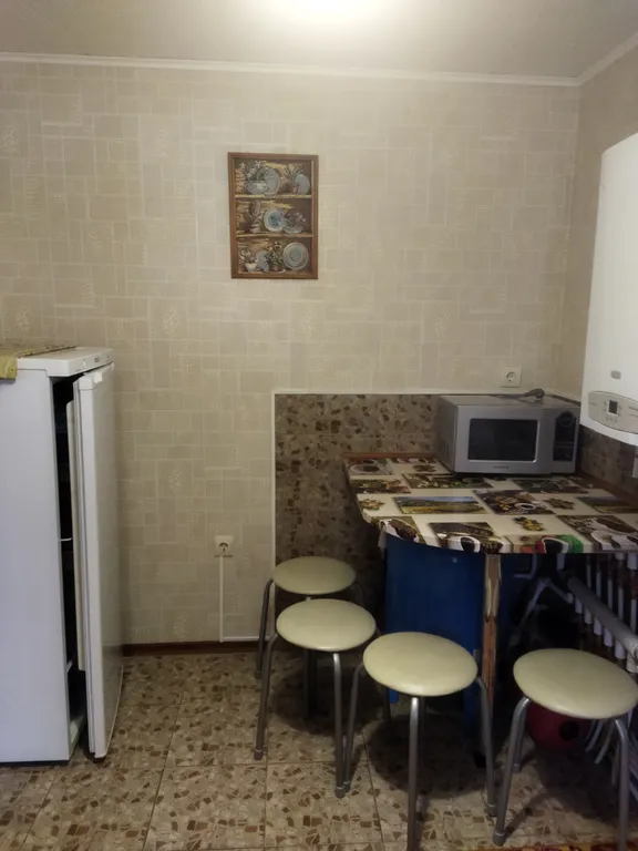 Небольшой уютный дом на спокойной улице