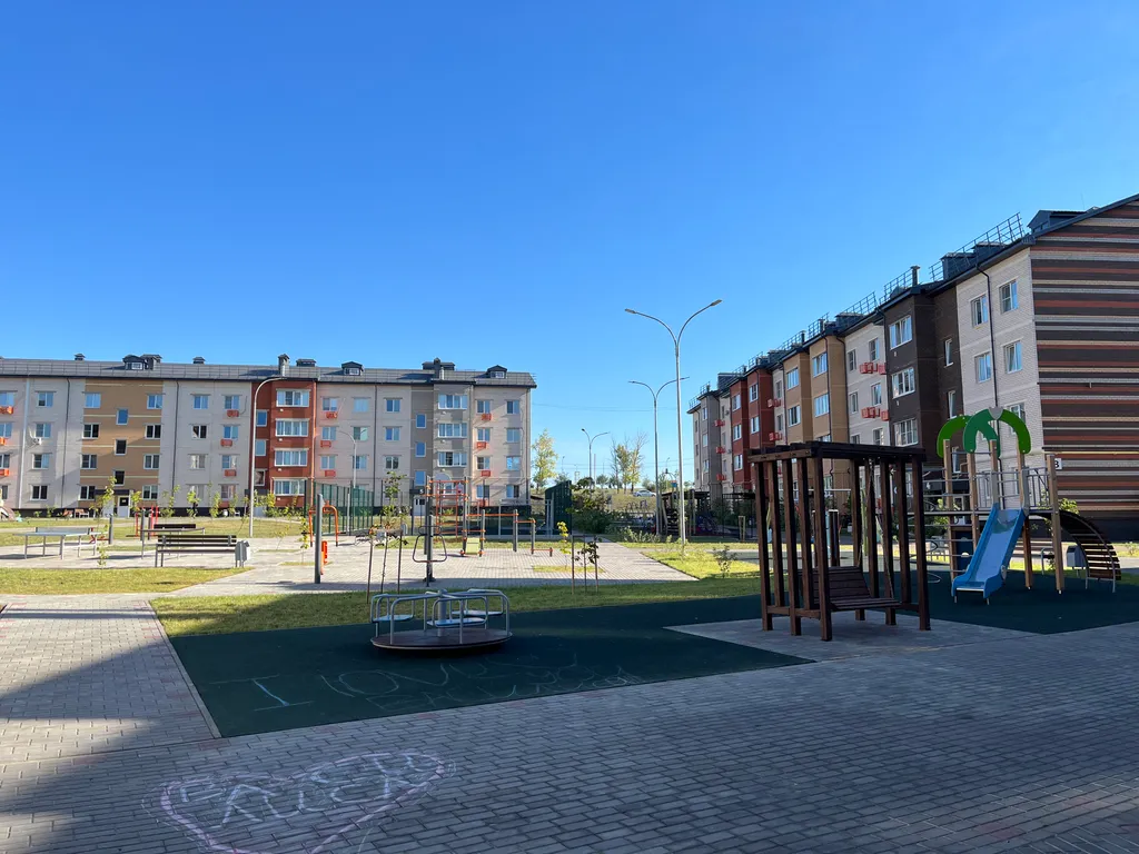 Новая квартира в элитном микрорайоне с большой парковкой