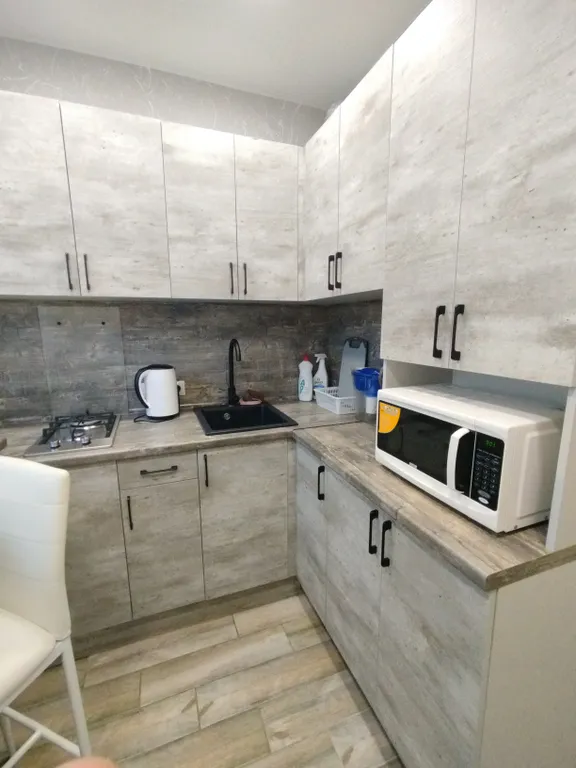 Уютная 2-комнатная квартира с новым ремонтом центр города