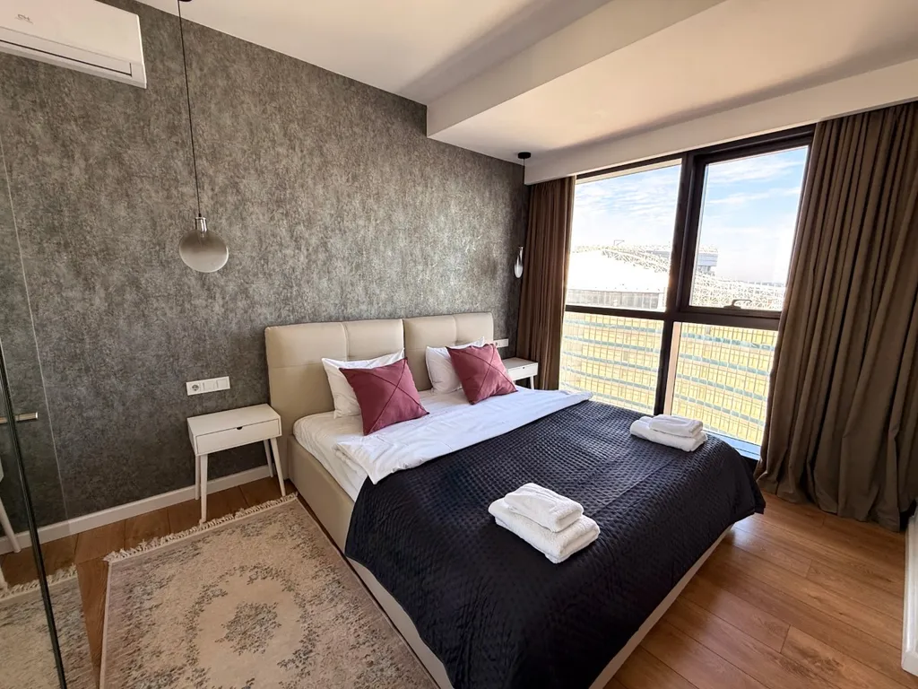 Трехкомнатная квартира на берегу моря, Porta Batumi Tower