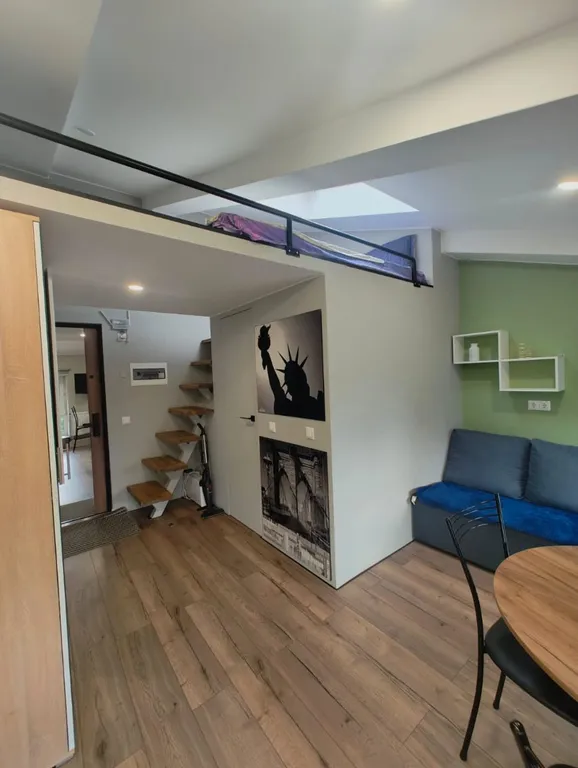 Квартира Квартира Двухуровневая студия возле метро Курская — Москва