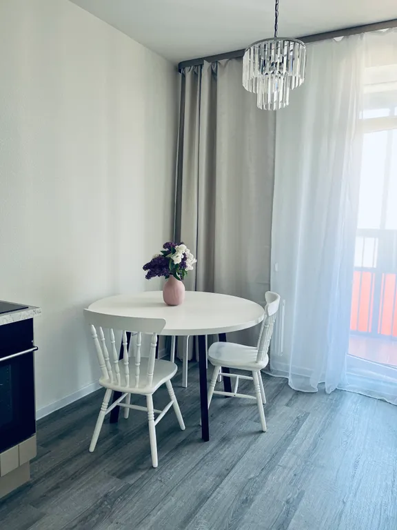 Современная большая и комфортная квартира — аренда посуточно в Кудрово