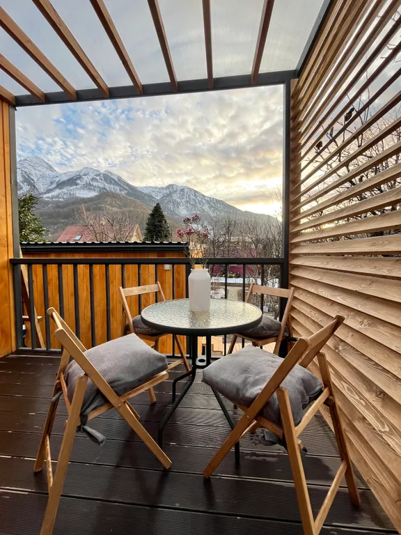 Дом Луна с домашним кинотеатром и Алисой в 7 минутах от подъемника 1