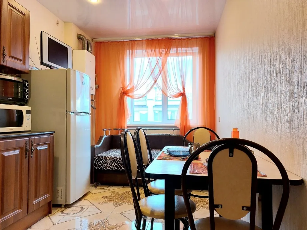 2-х комнатная квартира в тихом районе ЖК 8 Квартал