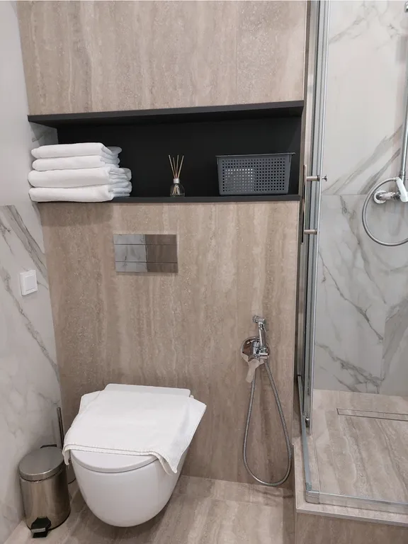 Апартамент в центре Сочи с большим бассейном у моря