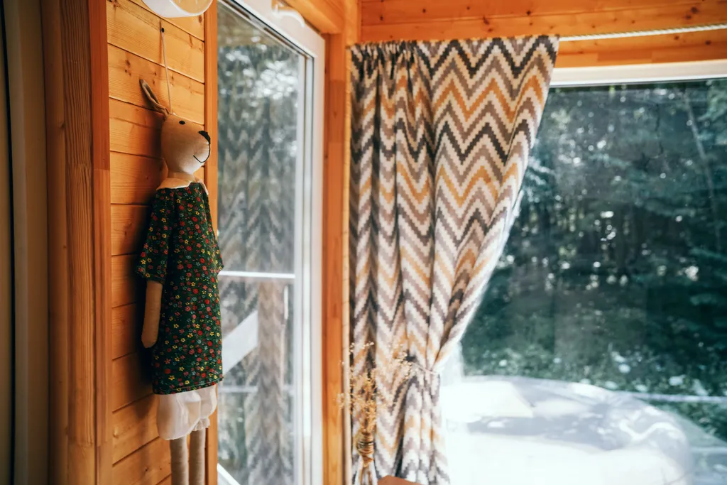 Уютный домик в лесу с террасой и беседкой