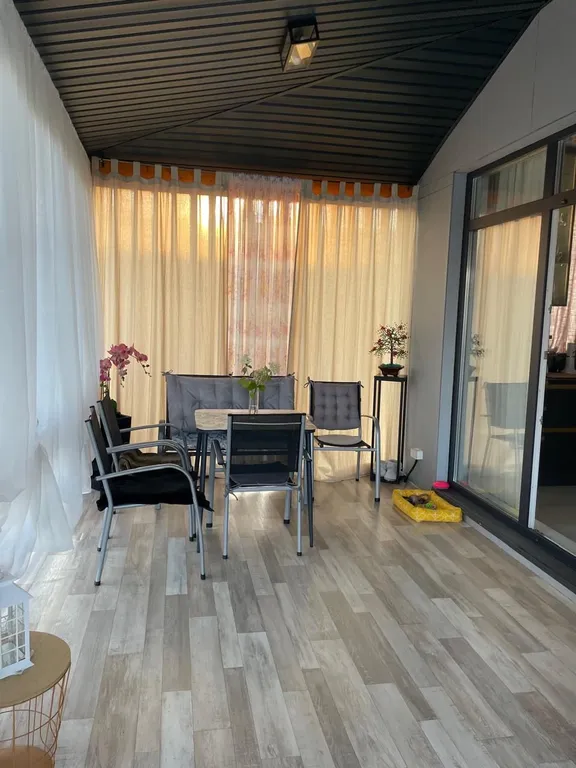 4-комнатный Дом