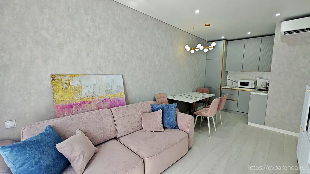 Квартира Дизайнерская квартира с видом на часы в ЖК Евпатория — Евпатория