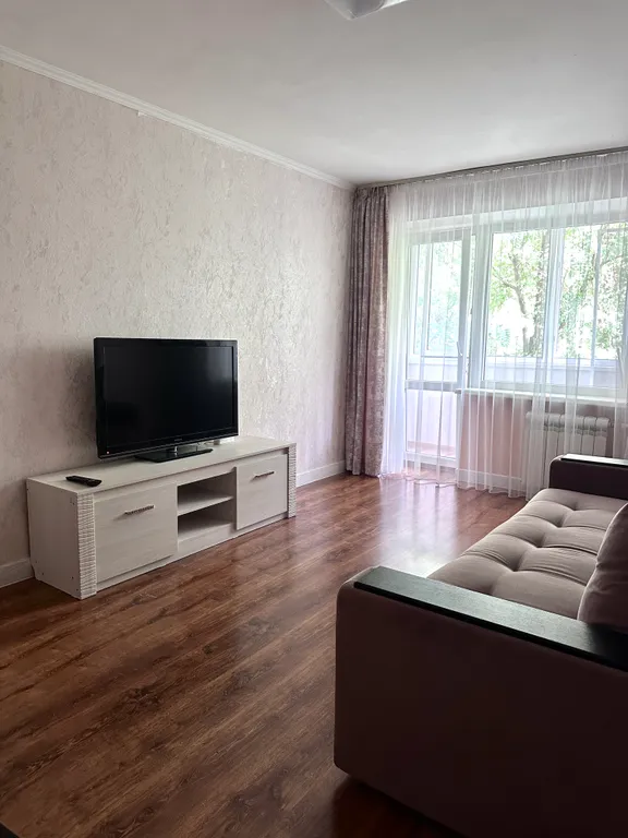 Квартира Уютная квартира в районе жд вокзала — Симферополь