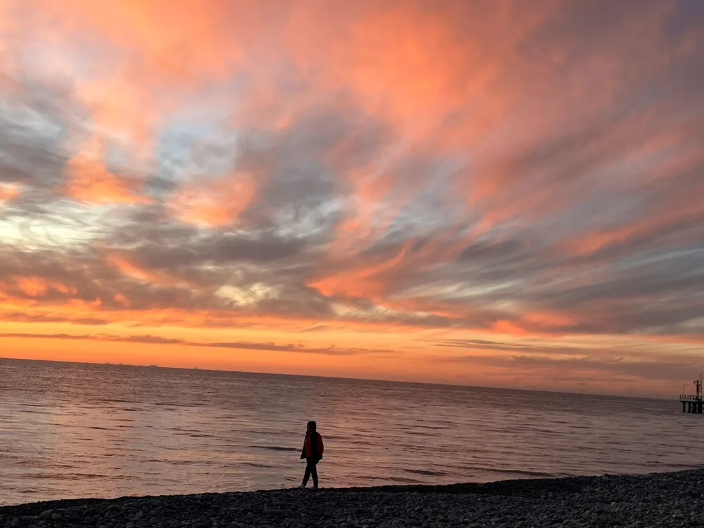 Дом в горах с видом на реку