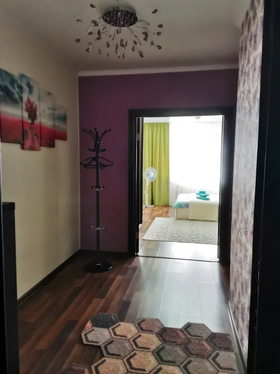 Чистая уютная и яркая квартира