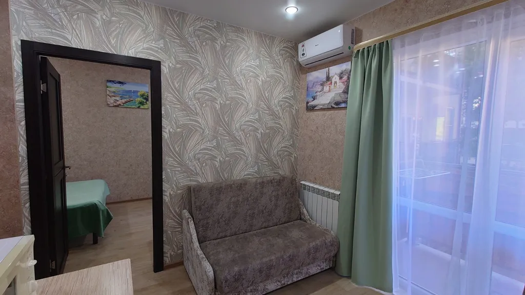 Апартаменты с балконом