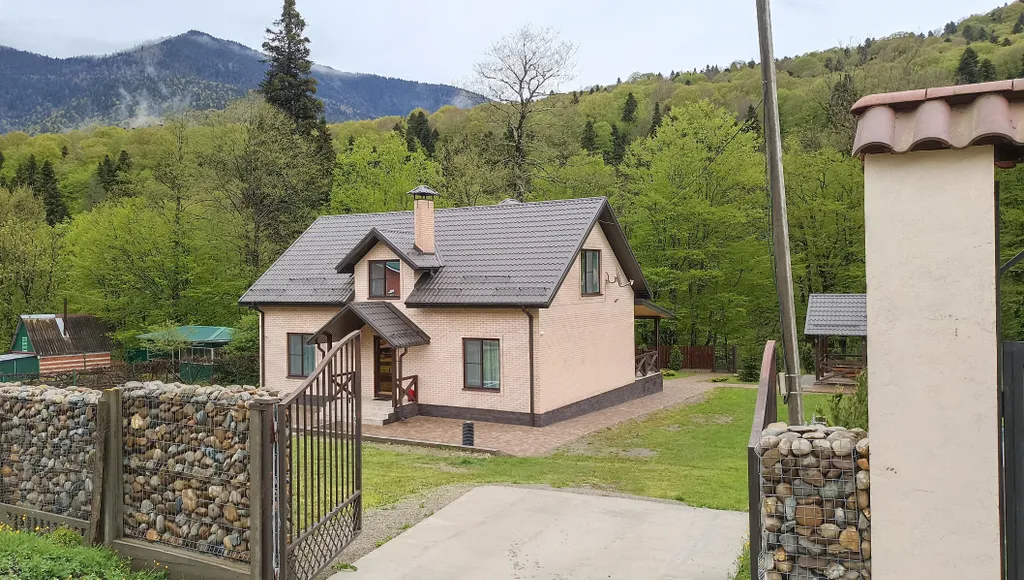 Дом с видом на горы