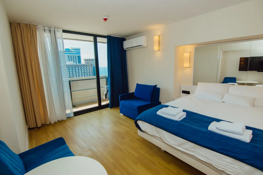 Апартамент с видом на море первая линия