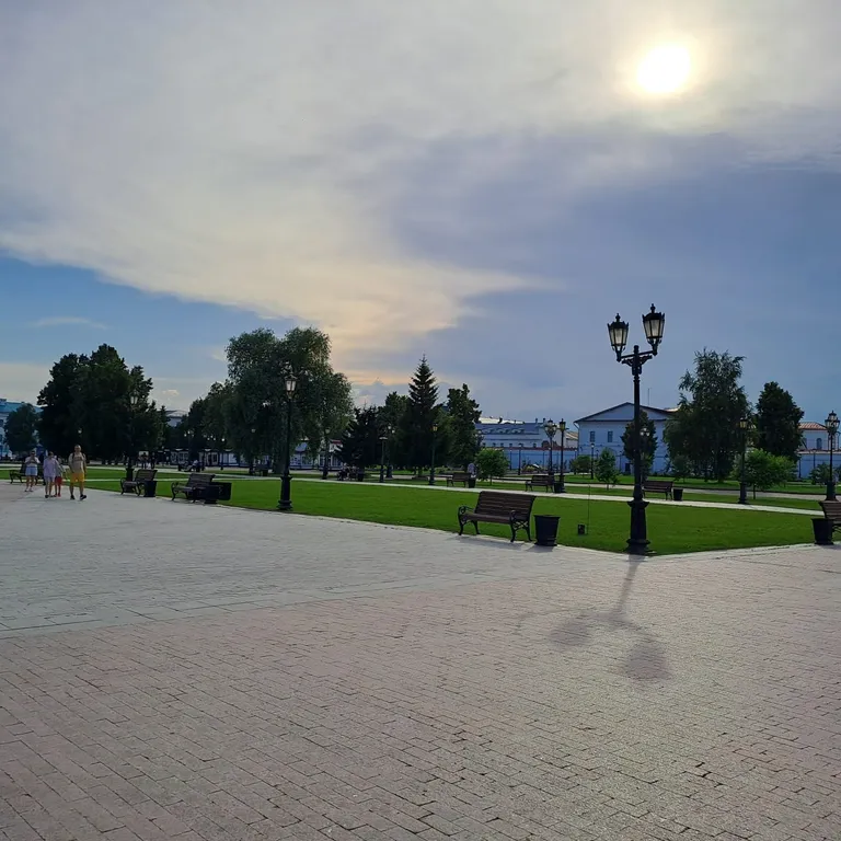 Уютная квартира с прекрасным видом на Иртыш, рядом с Кремлем