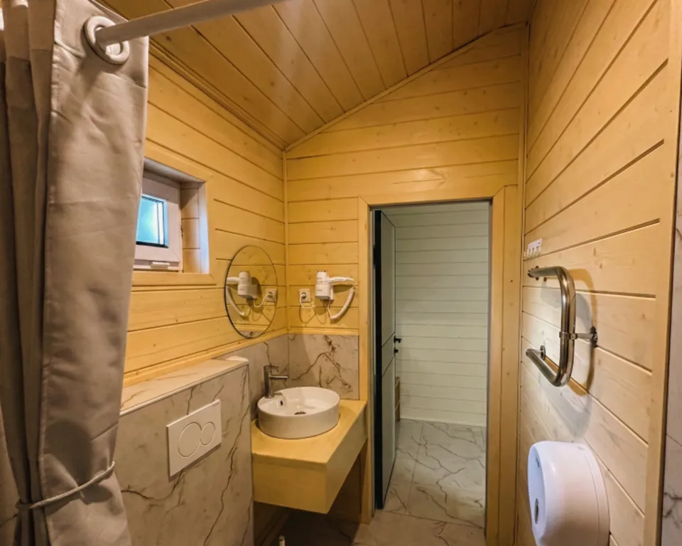 Домик двухкомнатный