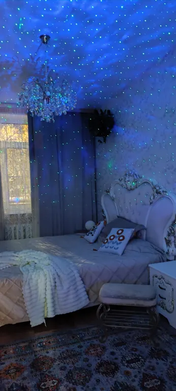 Двушечка у канатки и в старинном доме