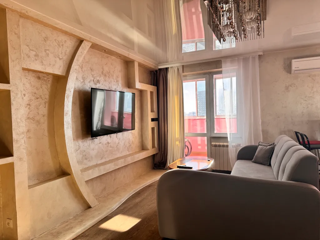 Просторная квартира с видом на Китай на самой набережной