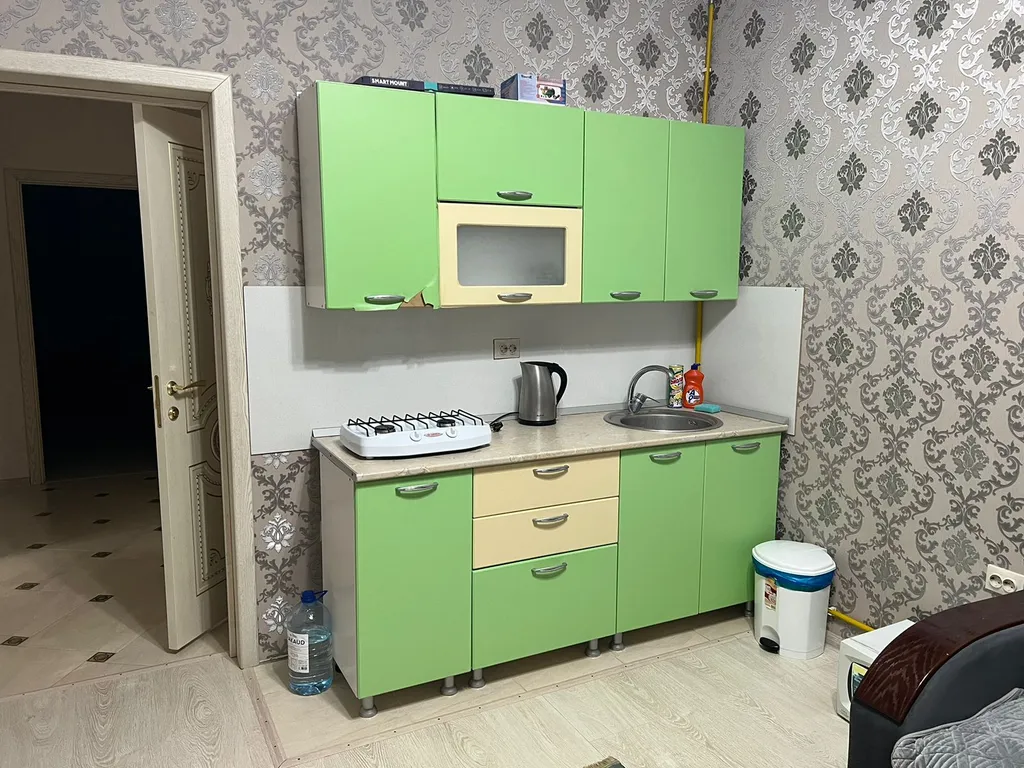 Квартира с видом на море, заводской пляж