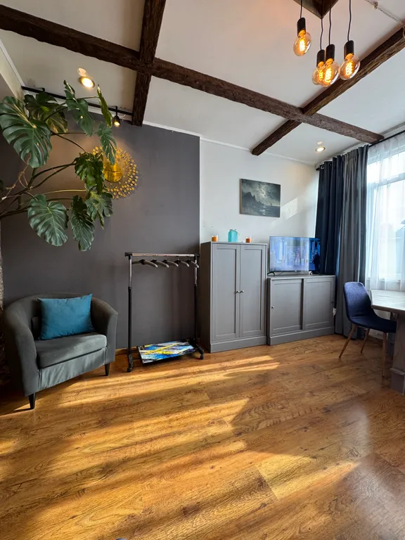 Комфортная пещера в самом живописном уголке