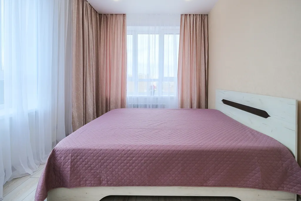 Квартира Уютная 3-комнатная квартира на 6 человек с заселением на адресе — Новосибирск