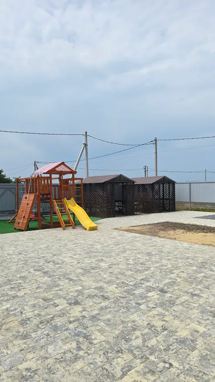 Домик с бассейном в 7 минутах от моря