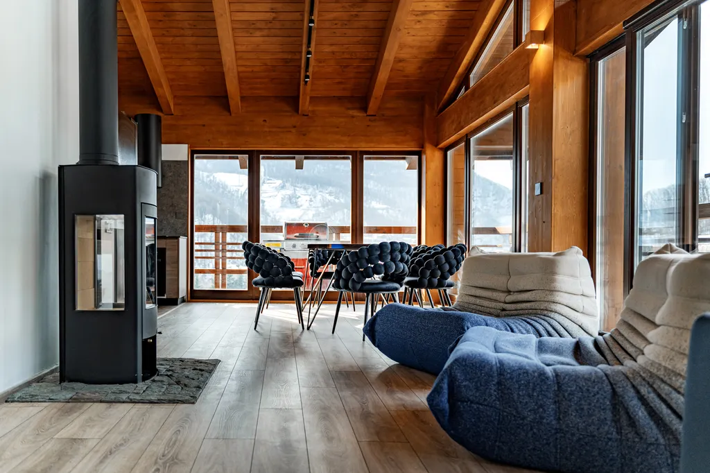 6-комнатный Дом