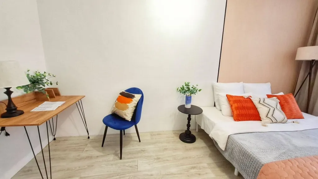 Квартира с видом на Уральские горы и реку Исеть! от 1 до 8 гостей.