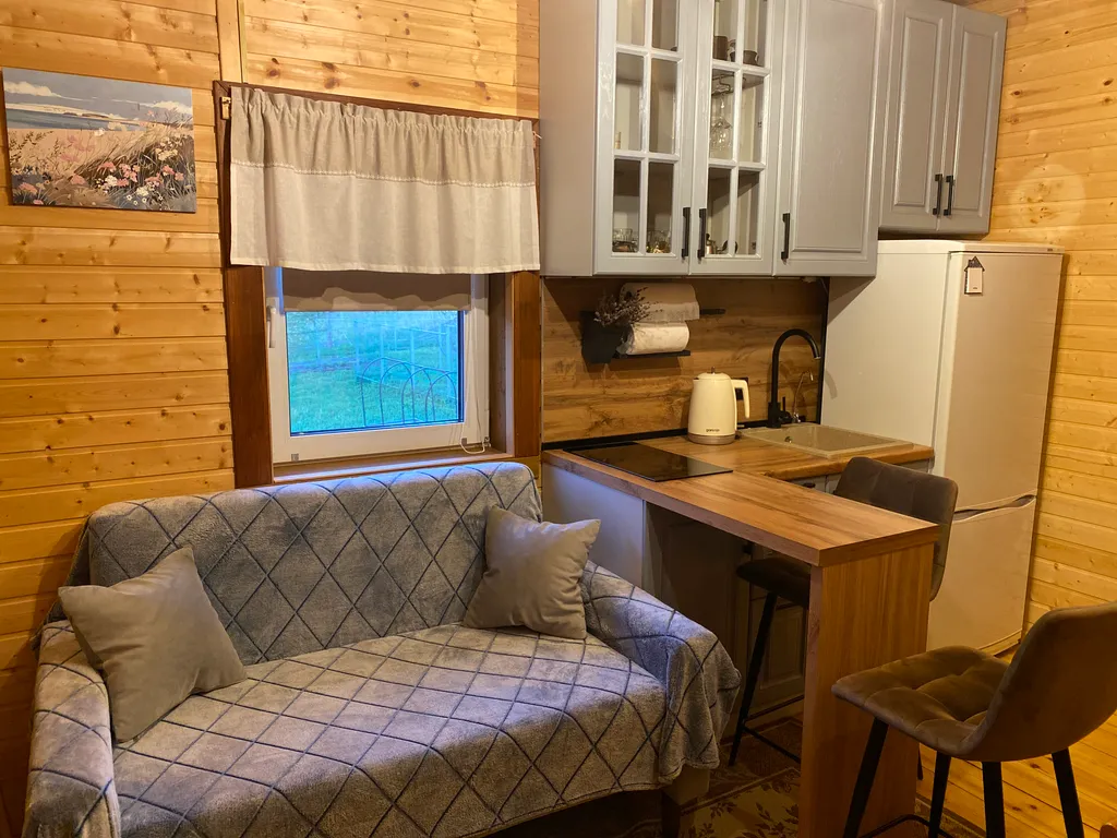 Дом у речки для семейного отдыха