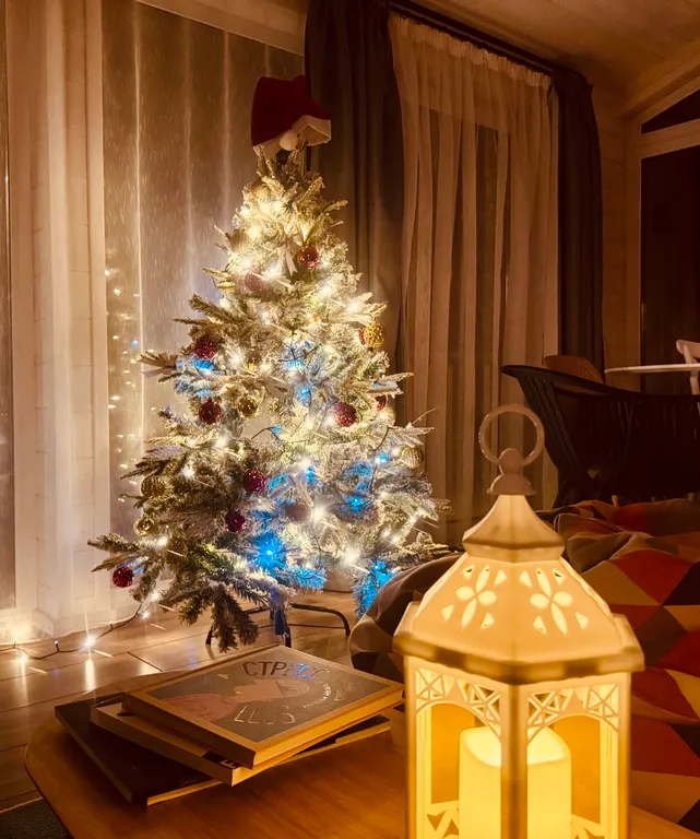 Коттедж Для тебя, для семьи и друзей большая дача в сосновом лесу в Репино — аренда посуточно в Репино