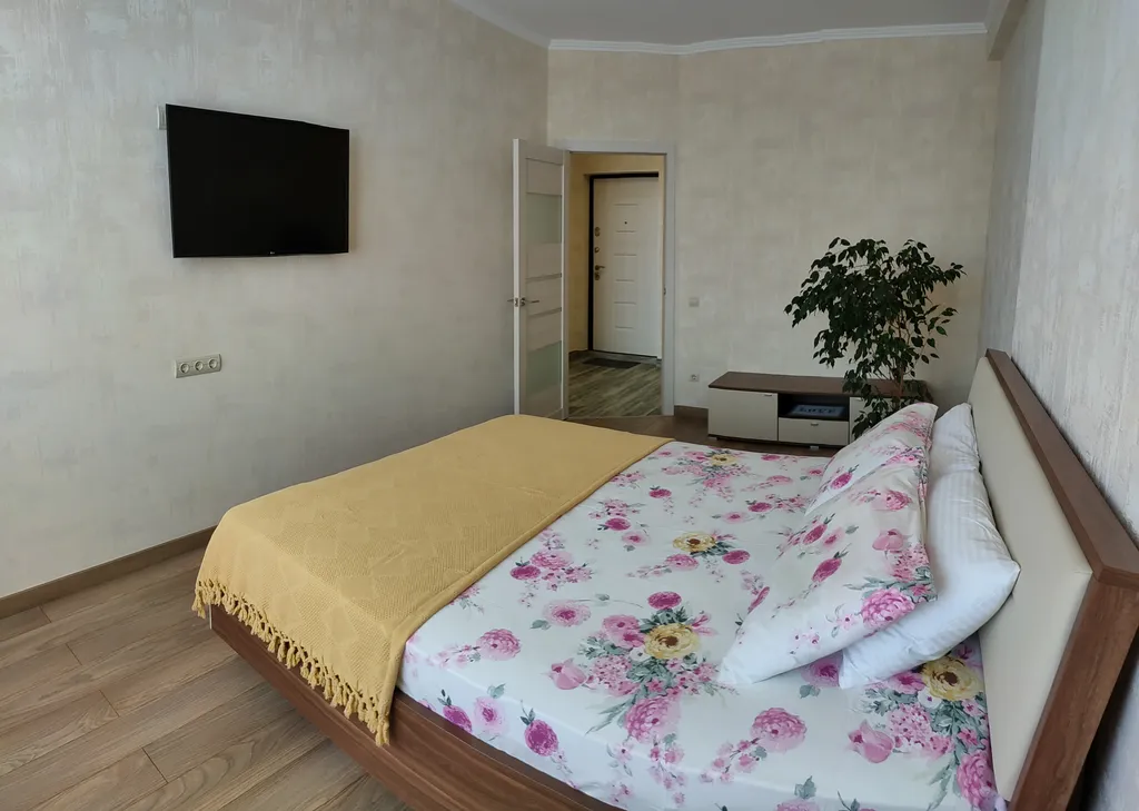 Квартира Уютная квартира в двух шагах от парка и моря — Севастополь