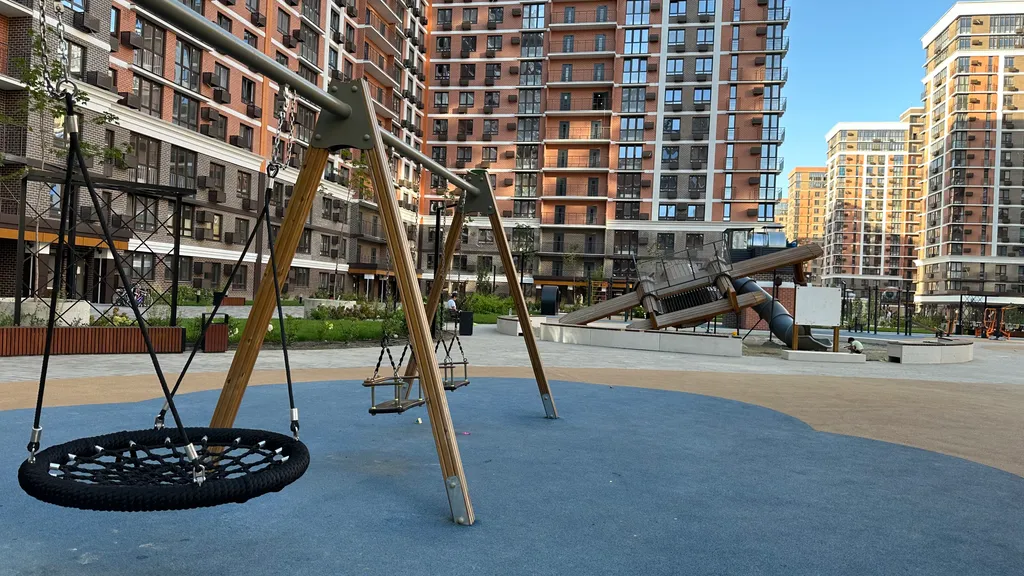 Жёлтая квартира Беличенко 92к4