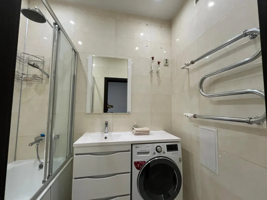 Просторная двухкомнатная квартира в самом центре города