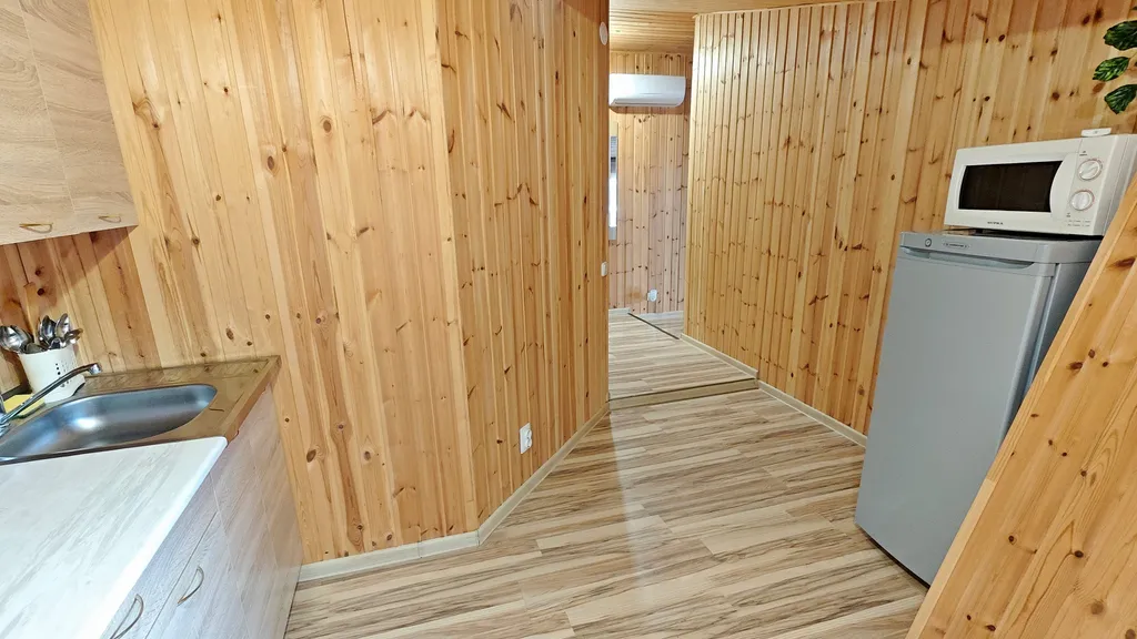 Сиреневые апартаменты полулюкс с 2 спальнями, кондиционером, кухней