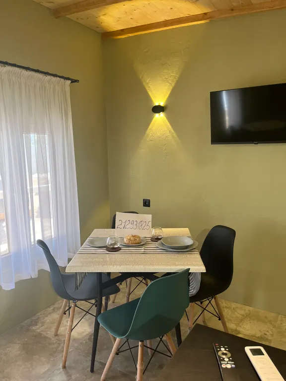 Дом в пригороде Евпатории с.Уютное