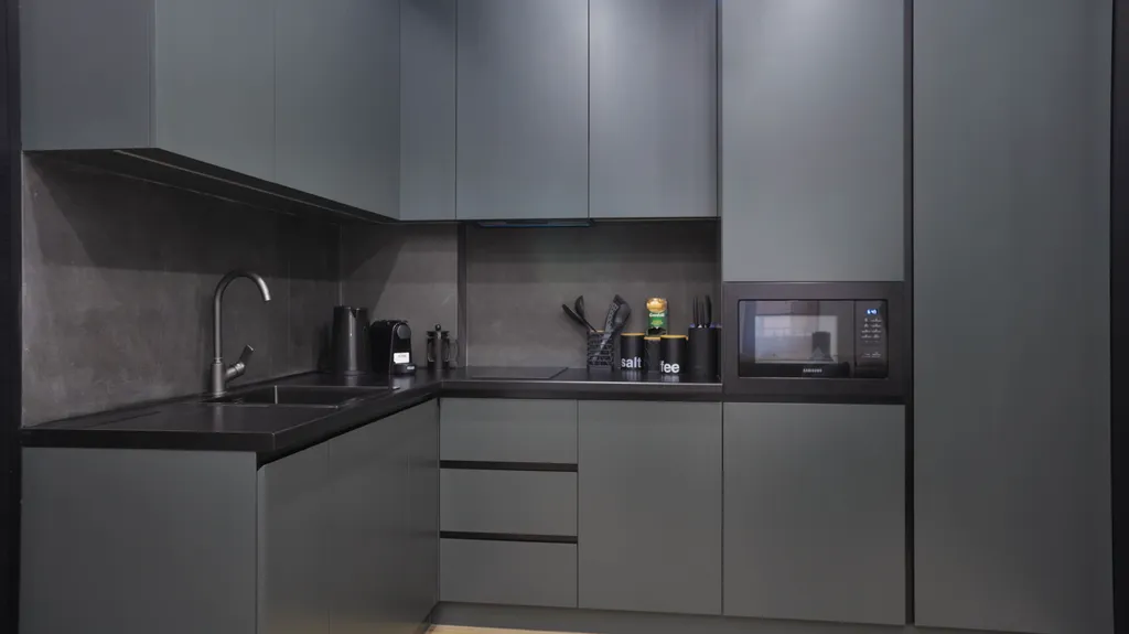 Дизайнерская квартира с умным домом - Алисой