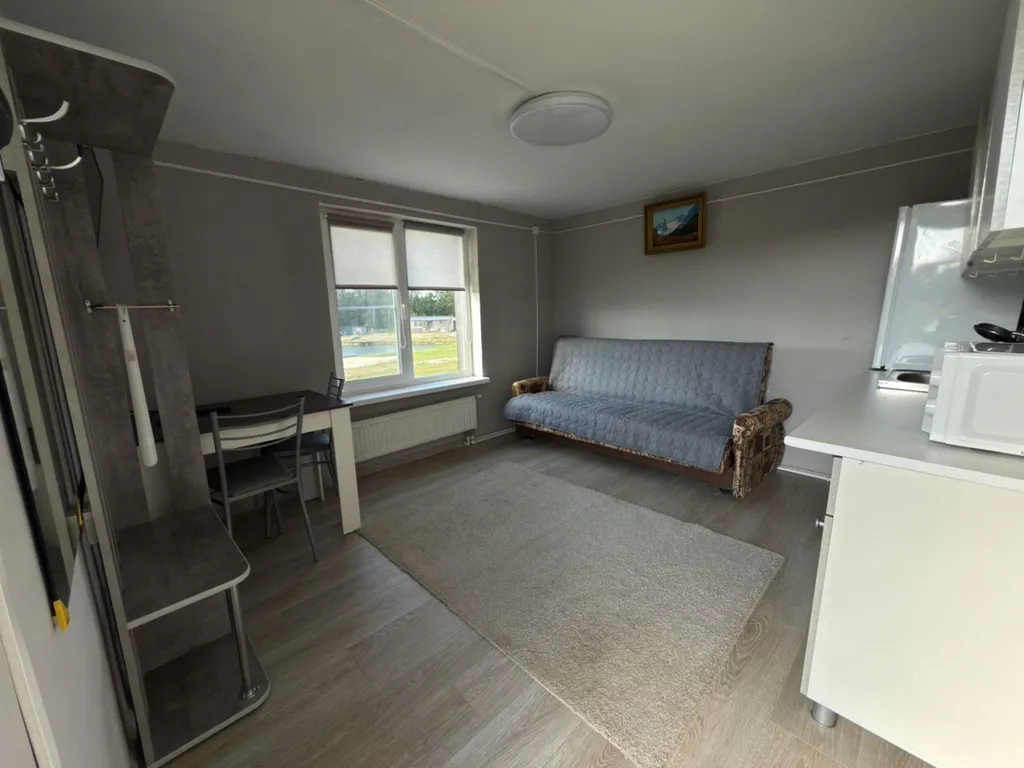 Глэмпинг у peки Bолoста