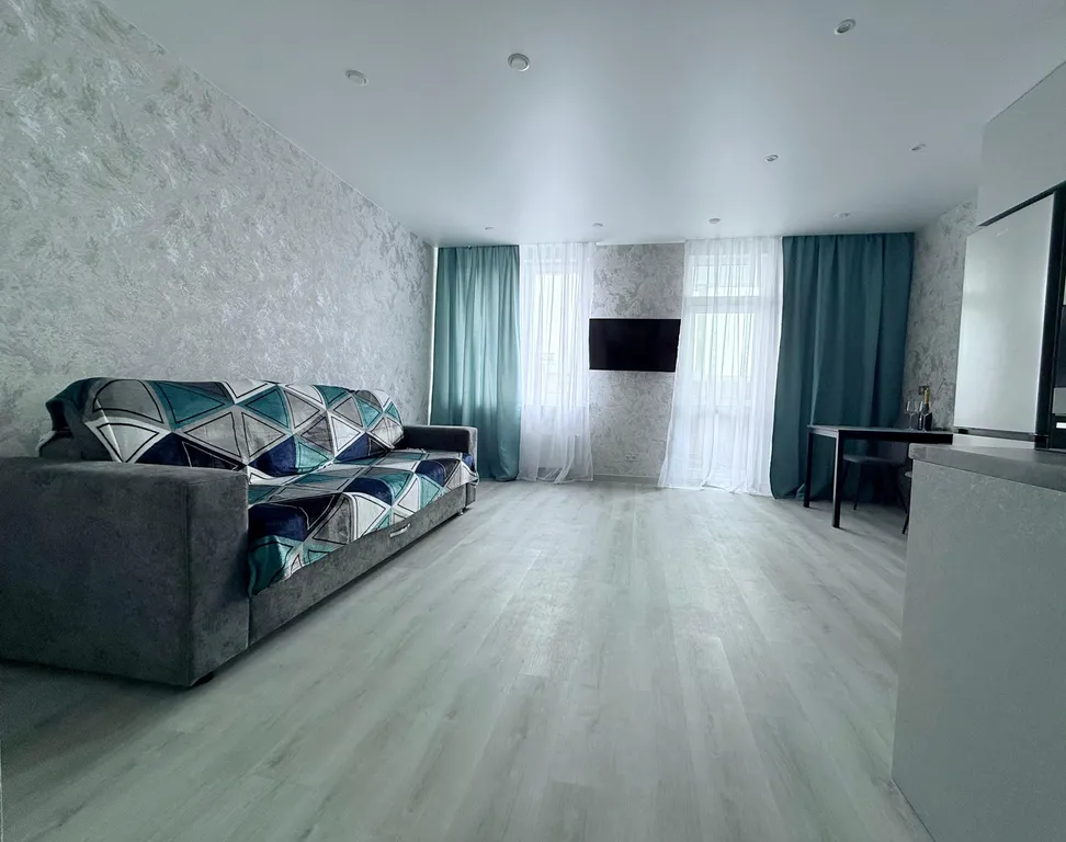 Квартира Уютная студия с дизайнерским ремонтом в самом центре города — аренда посуточно в Уссурийск