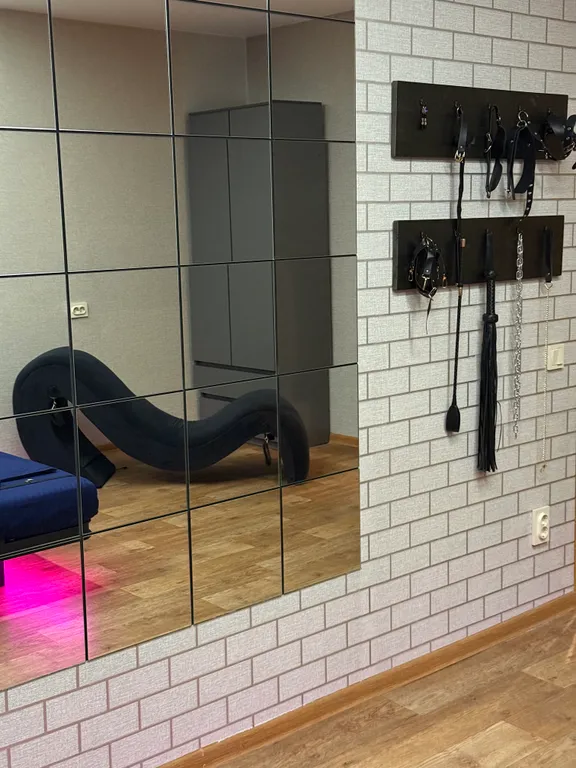 Тематические апартаменты для свиданий 18+