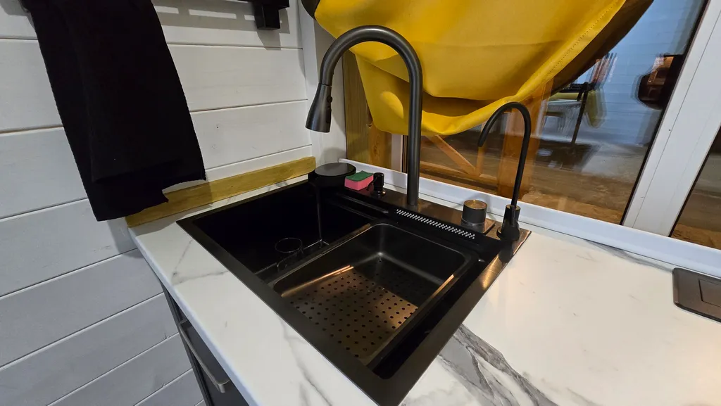 Новый дом с евро-ремонтом и полным оснащением на 10 человек