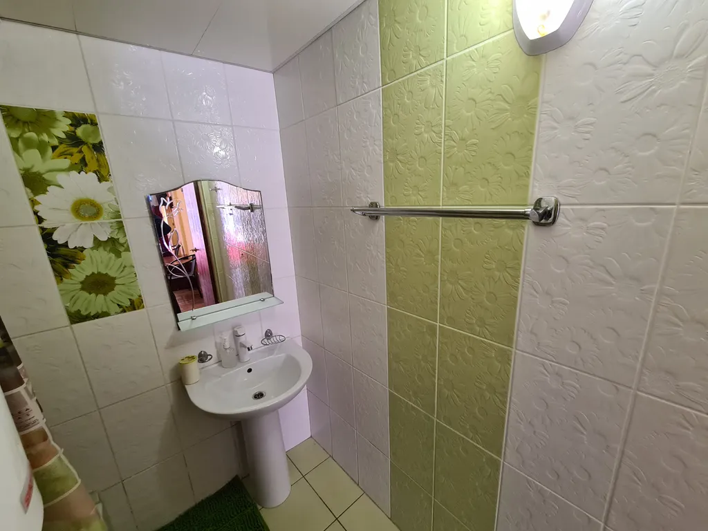 Квартира Номера на Пляже, квартира - студия с кухней 147/4, до берега 40 метров — Ейск