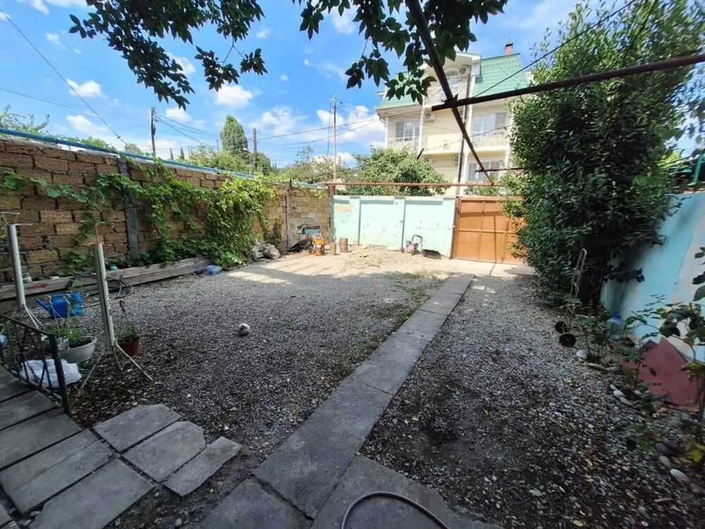 Двухкомнатный коттедж у моря