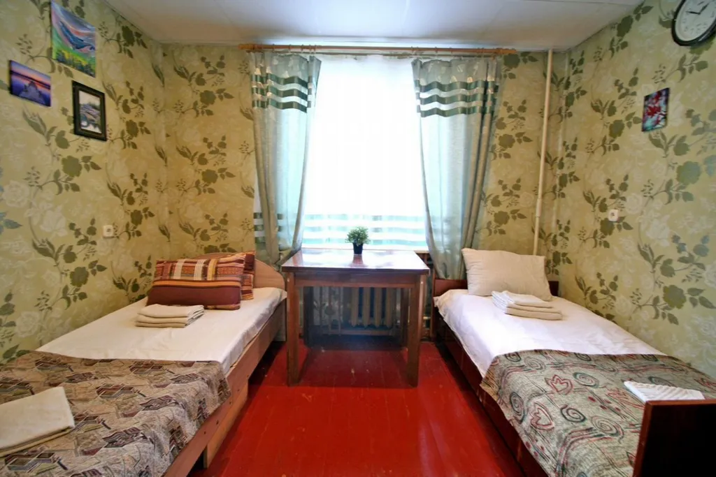 Простая 2к.квартира для командировочных Бабушкина