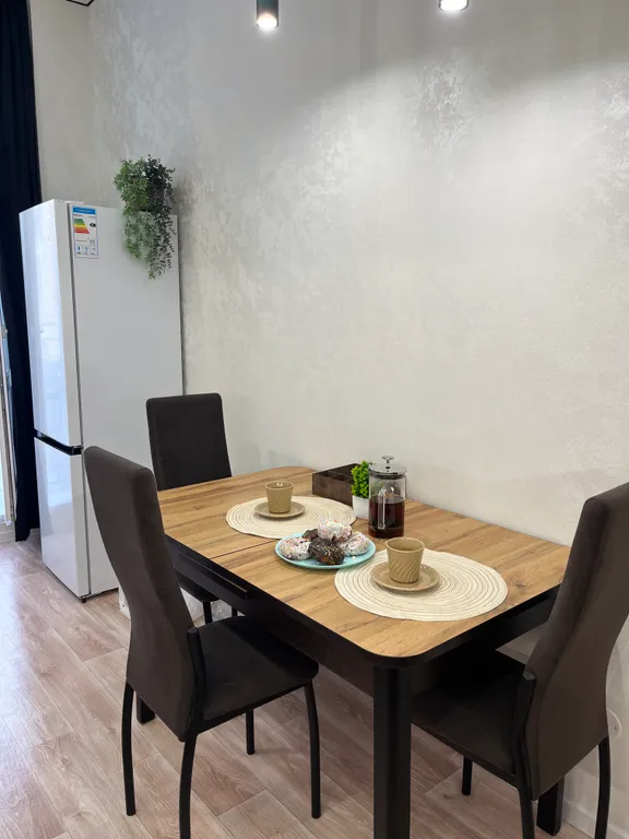 Квартира у зоопарка с шикарным видом на пруд