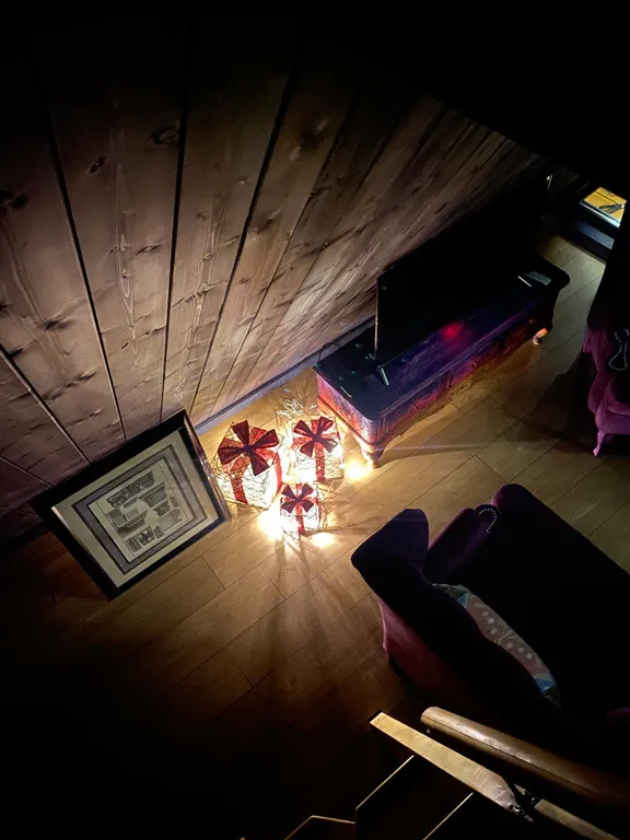 Smaland Ranta house-шале на высоком берегу с видом на реку и закат