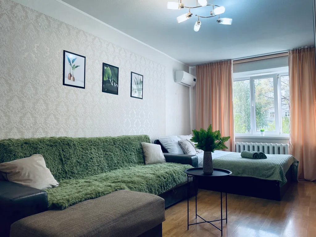 Уютная квартира рядом с ижевским зоопарком, ИЖГТУ и ИЖГСХА от Город 18