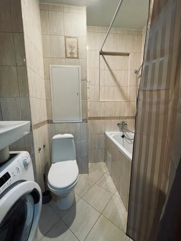 Квартира Уютная большая квартира-студия с ванной и балконом — Сапроново