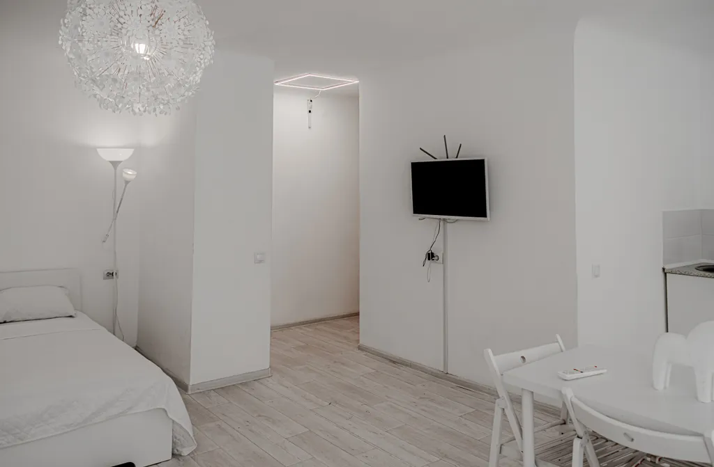 Белоснежная квартира рядом с парком Пушкина