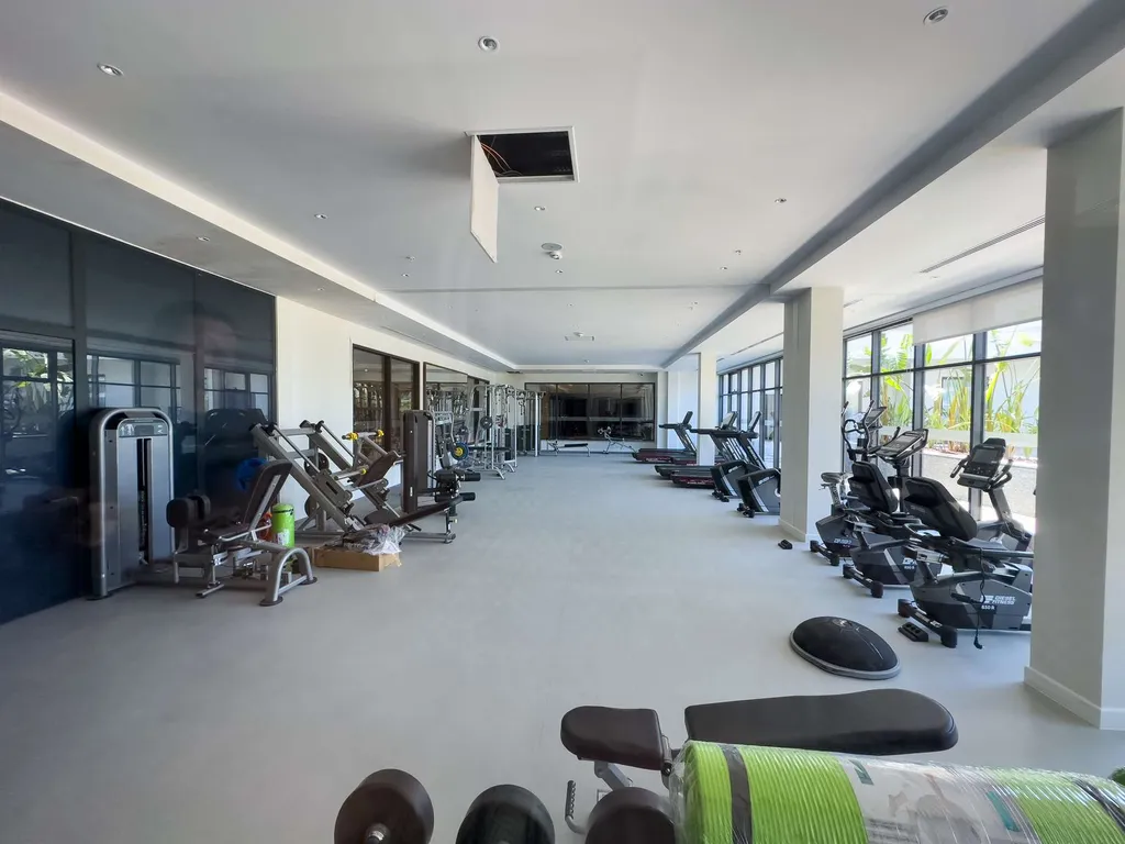 Azura World E с премиум инфраструктурой